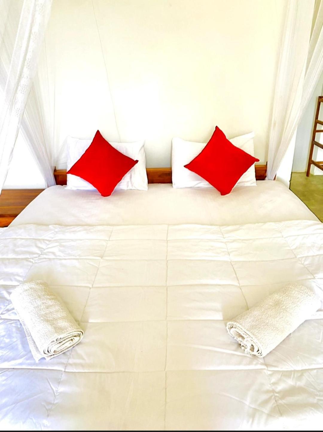 Blissful Haven Hotel Ella Exterior photo